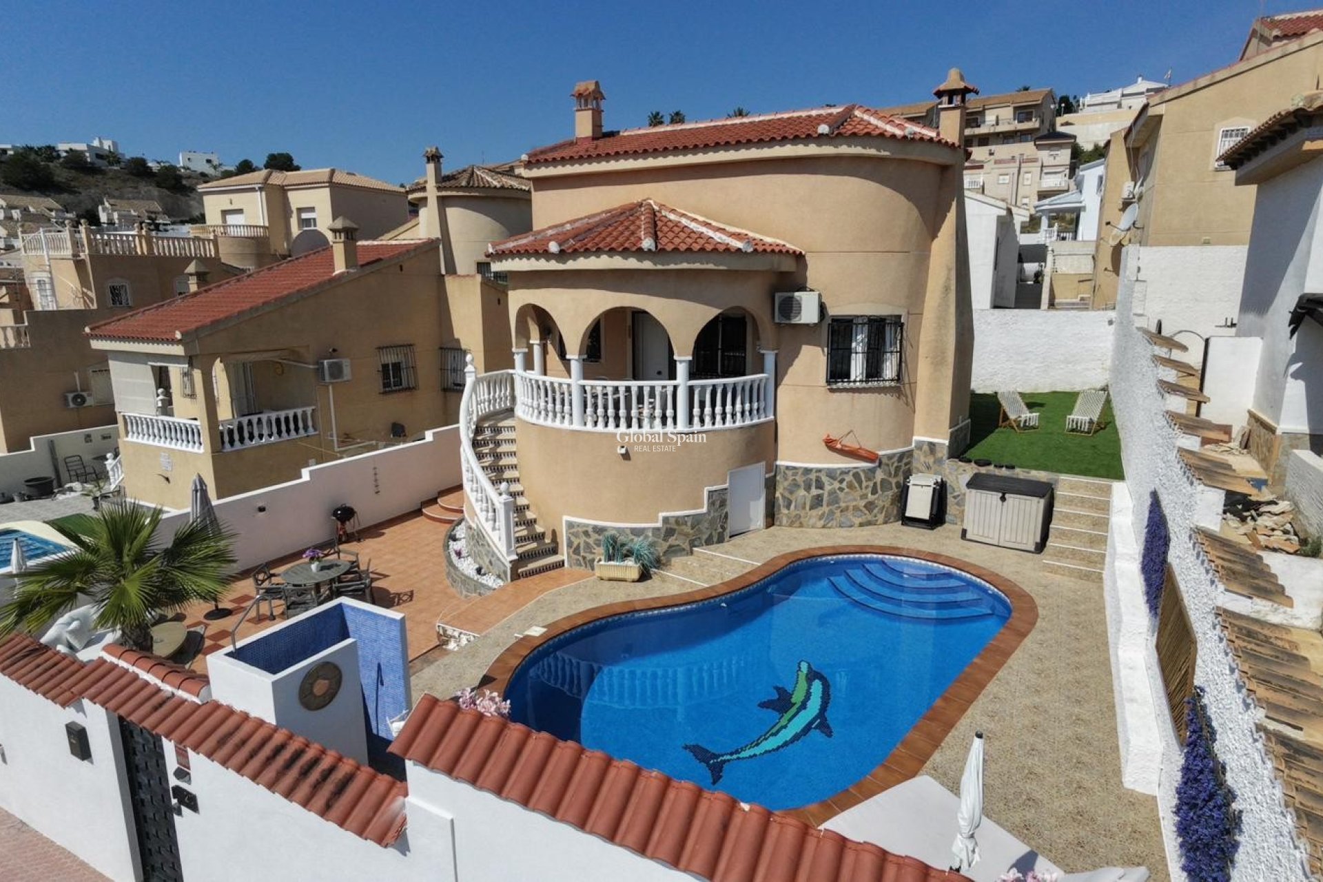 Resale - VILLA -
CIUDAD QUESADA
