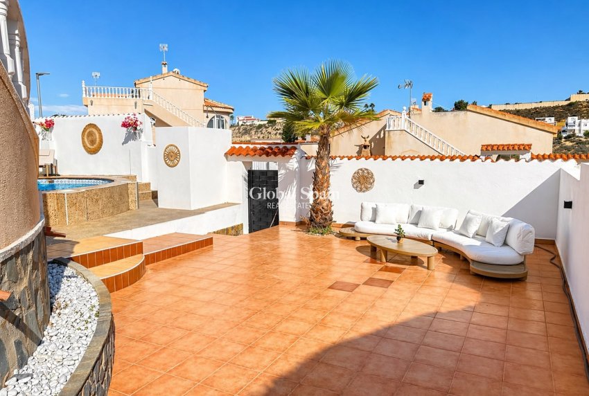 Resale - VILLA -
CIUDAD QUESADA