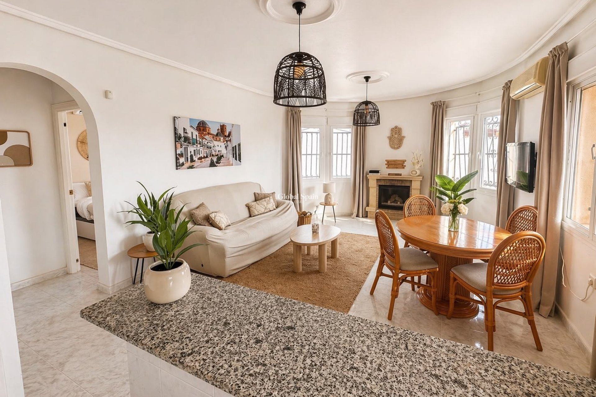 Resale - VILLA -
CIUDAD QUESADA