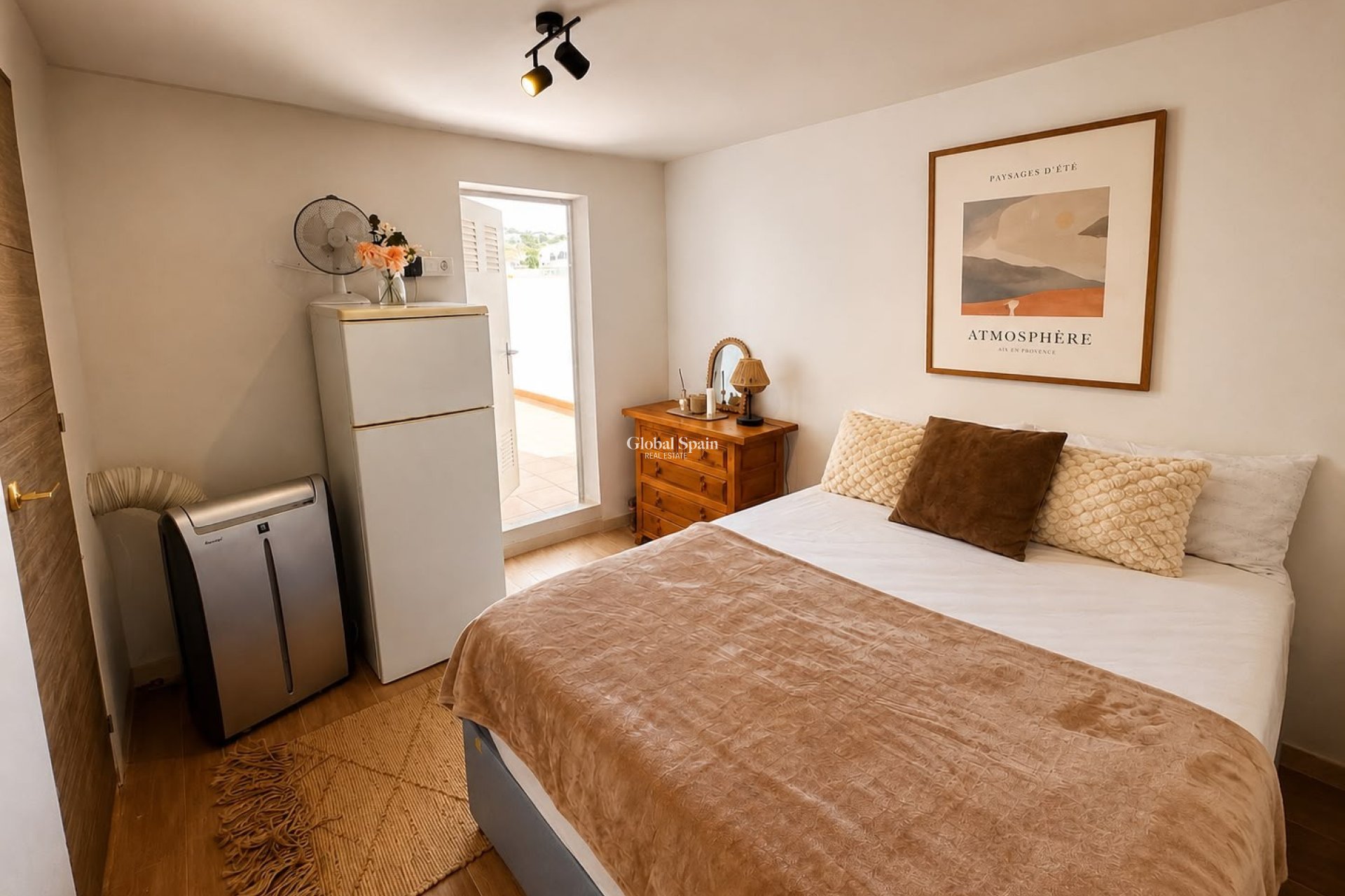 Resale - VILLA -
CIUDAD QUESADA