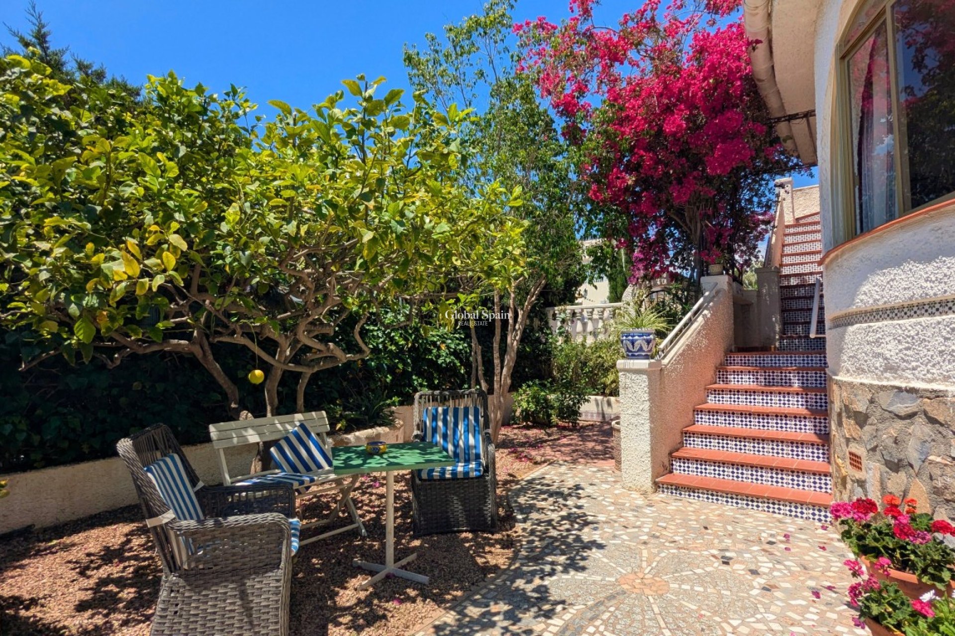 Resale - VILLA -
CIUDAD QUESADA
