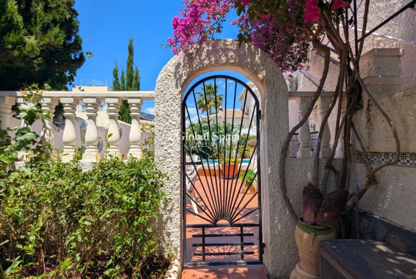 Resale - VILLA -
CIUDAD QUESADA