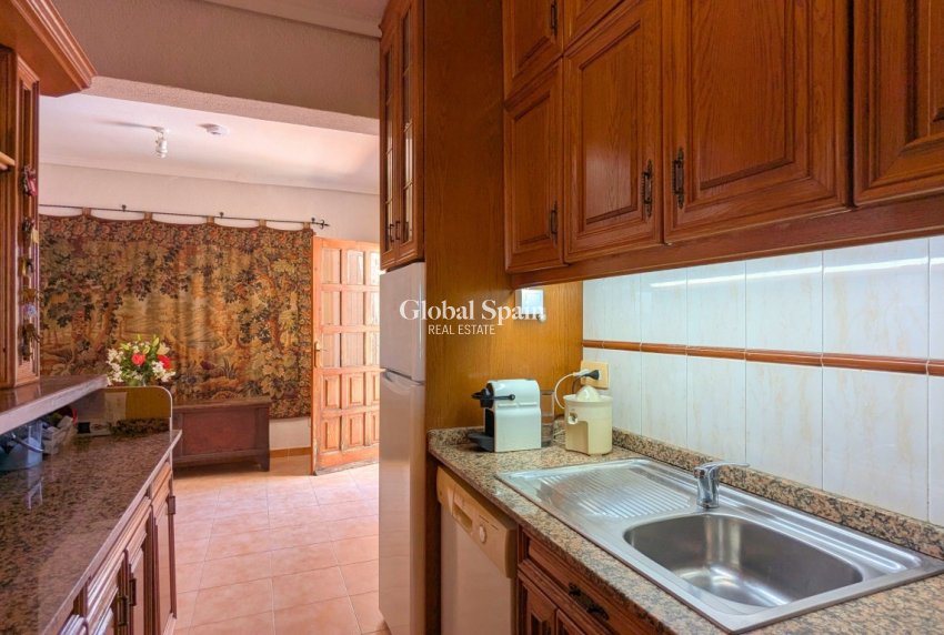 Resale - VILLA -
CIUDAD QUESADA