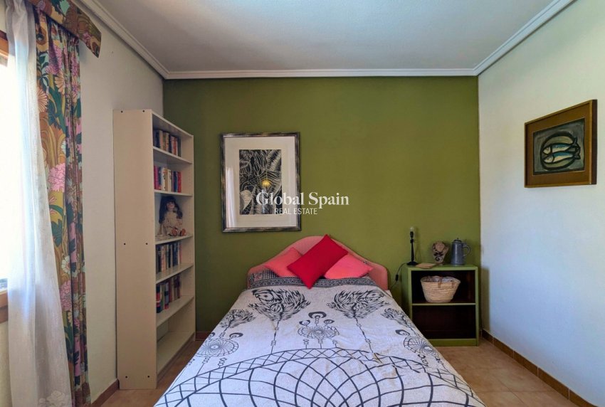 Resale - VILLA -
CIUDAD QUESADA