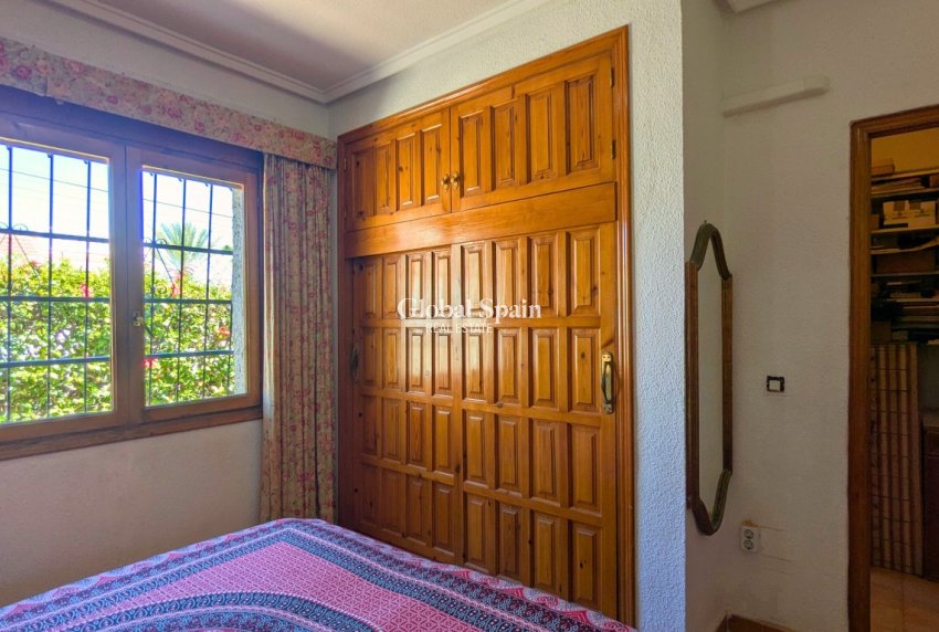Resale - VILLA -
CIUDAD QUESADA