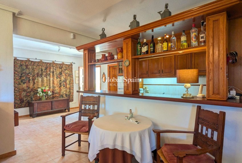 Resale - VILLA -
CIUDAD QUESADA