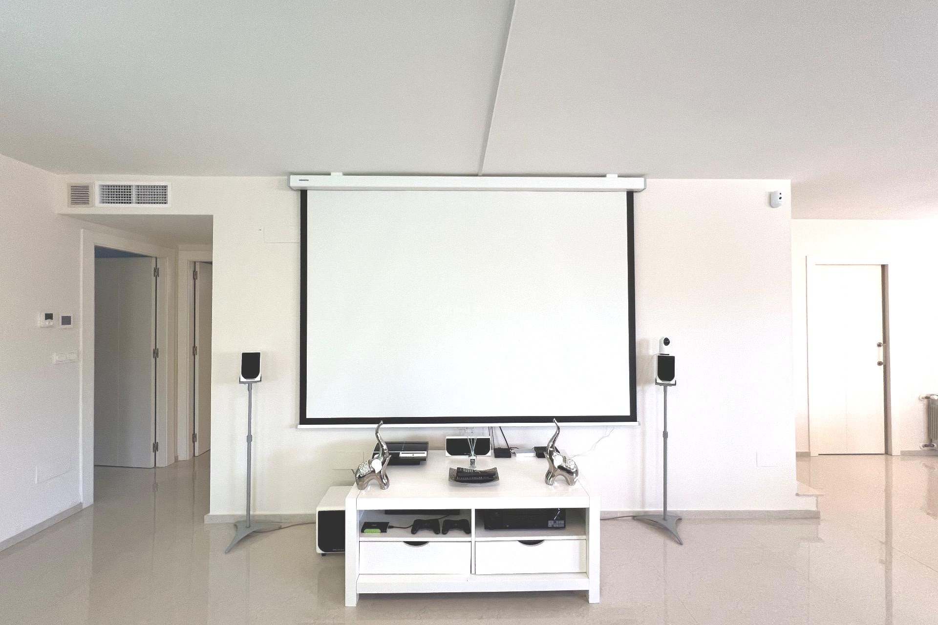 Resale - VILLA -
CIUDAD QUESADA