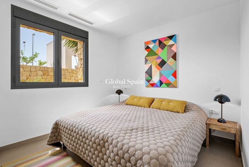 Resale - VILLA -
CIUDAD QUESADA