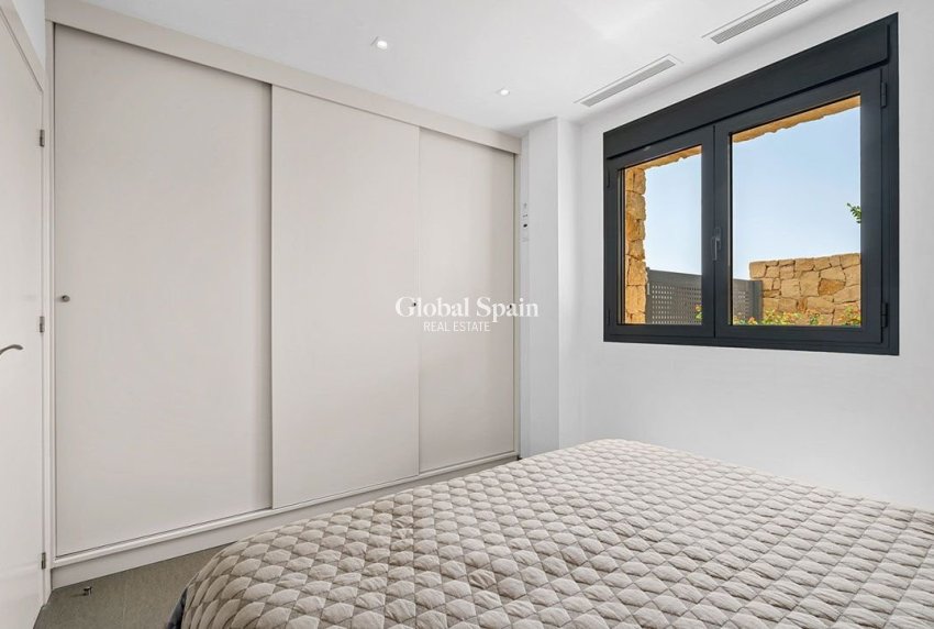 Resale - VILLA -
CIUDAD QUESADA