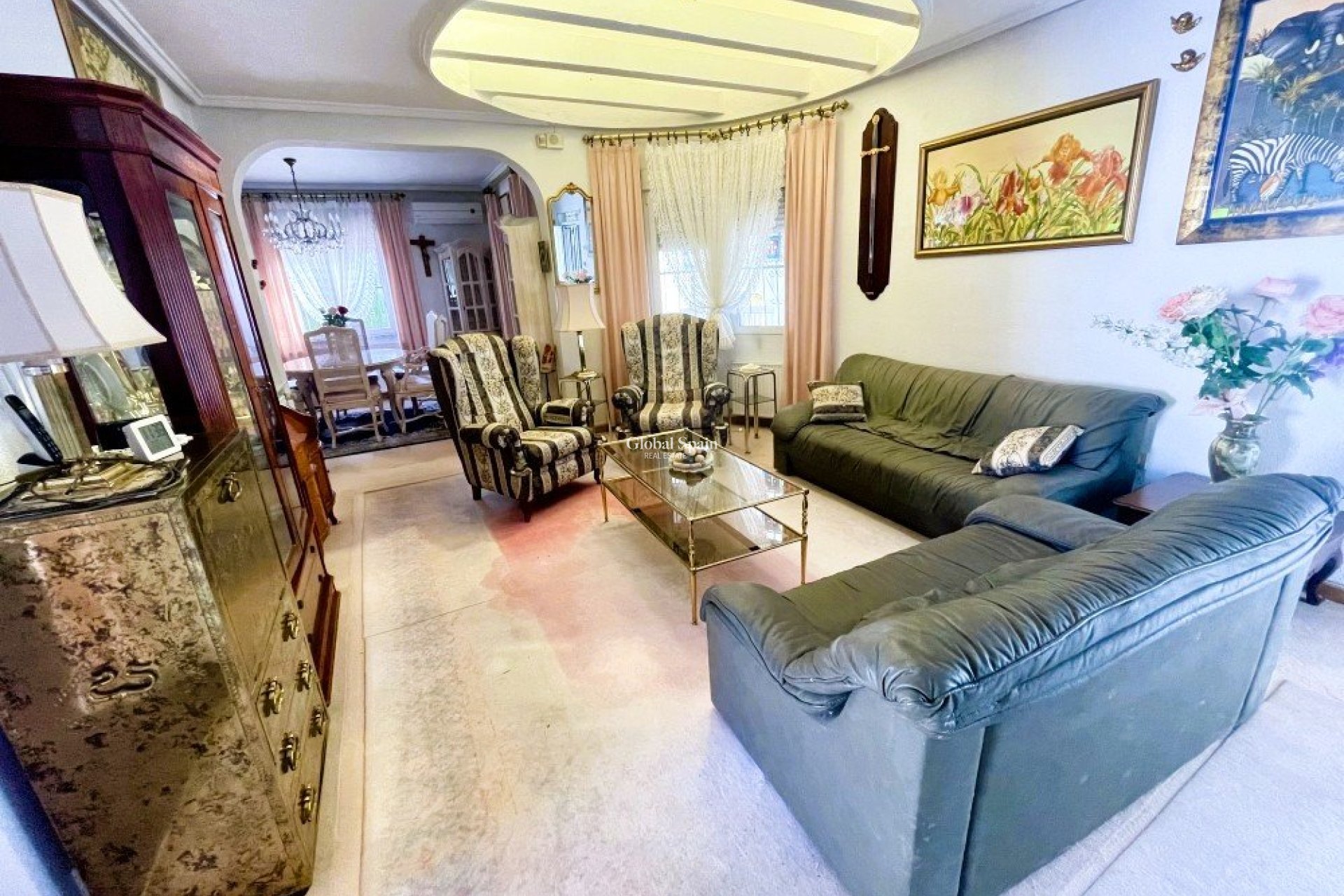 Resale - VILLA -
CIUDAD QUESADA