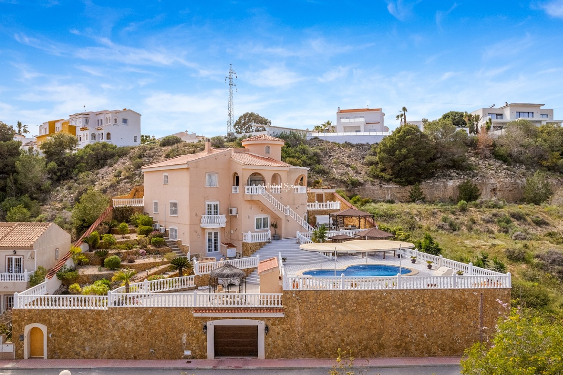 Resale - VILLA -
CIUDAD QUESADA