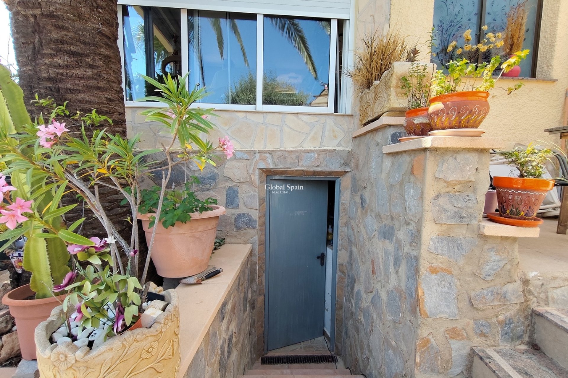 Resale - VILLA -
CIUDAD QUESADA