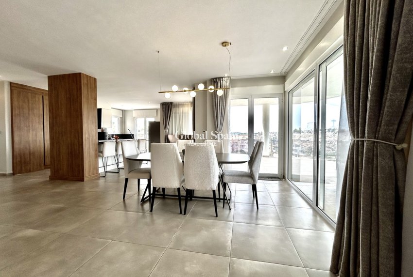 Resale - VILLA -
CIUDAD QUESADA