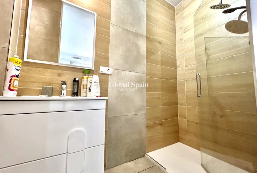Resale - VILLA -
CIUDAD QUESADA