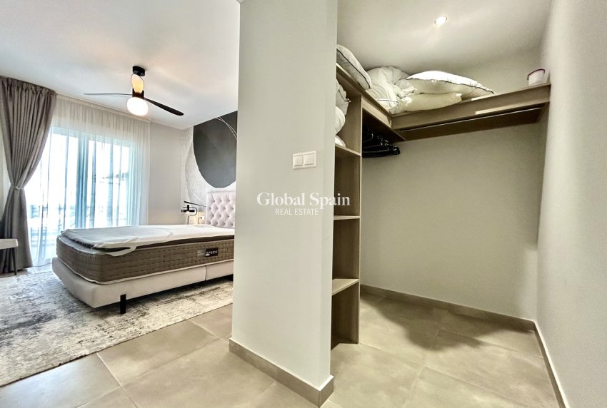 Resale - VILLA -
CIUDAD QUESADA