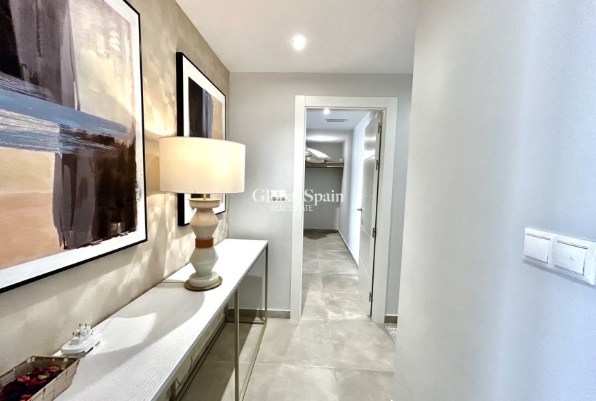 Resale - VILLA -
CIUDAD QUESADA