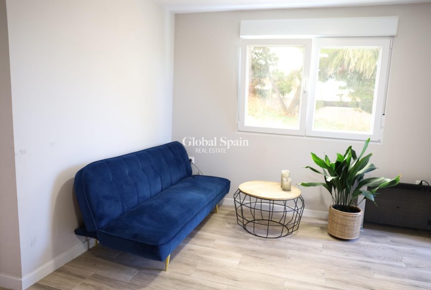 Resale - VILLA -
CIUDAD QUESADA