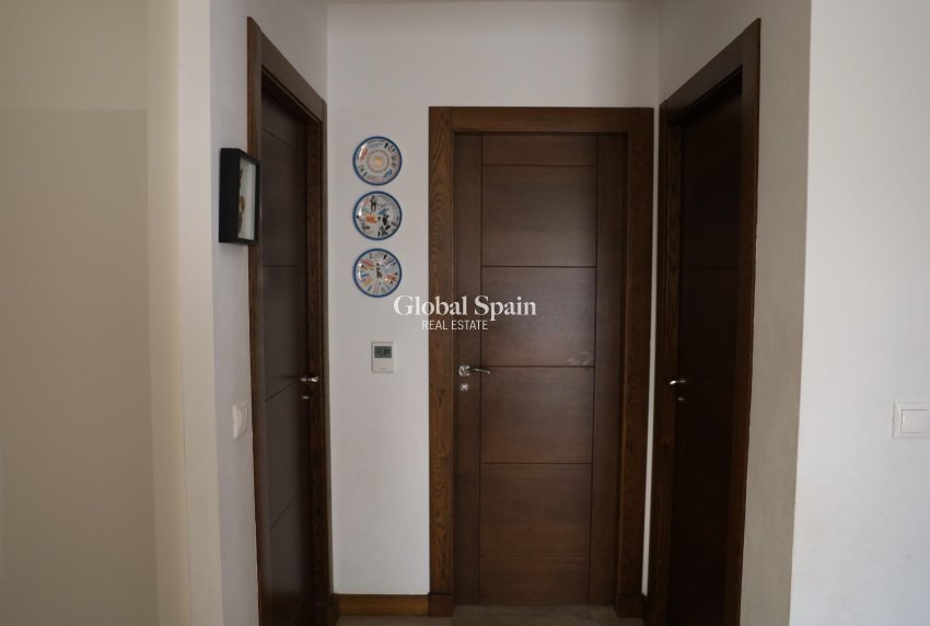 Resale - VILLA -
CIUDAD QUESADA