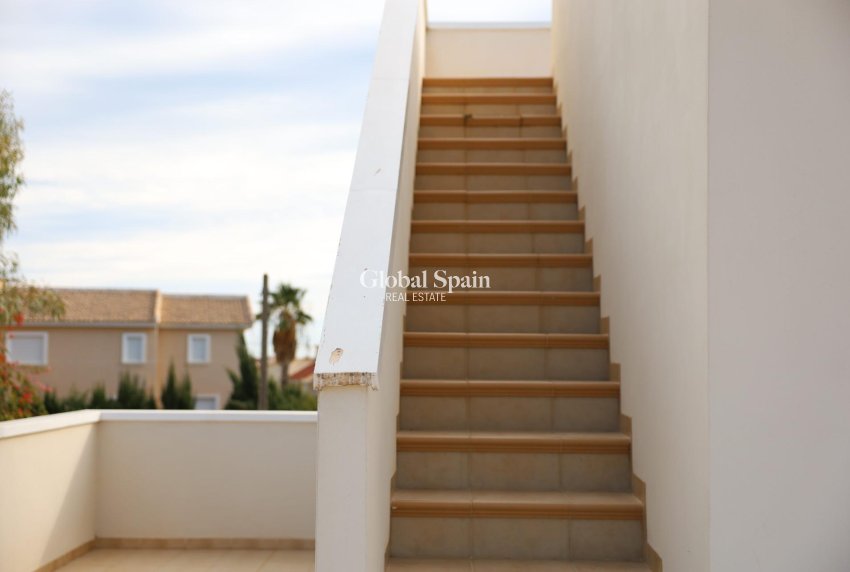 Resale - VILLA -
CIUDAD QUESADA