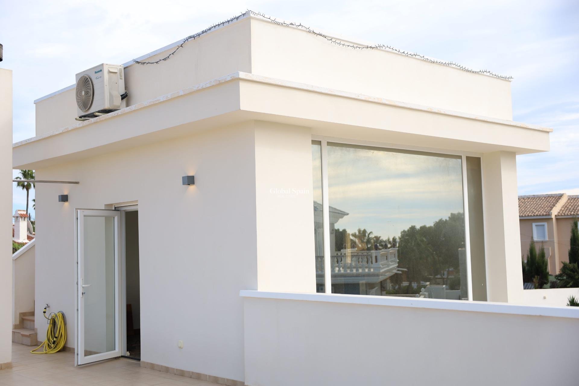 Resale - VILLA -
CIUDAD QUESADA