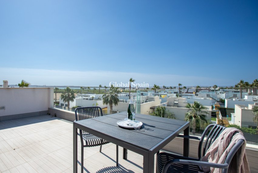 Resale - VILLA -
CIUDAD QUESADA