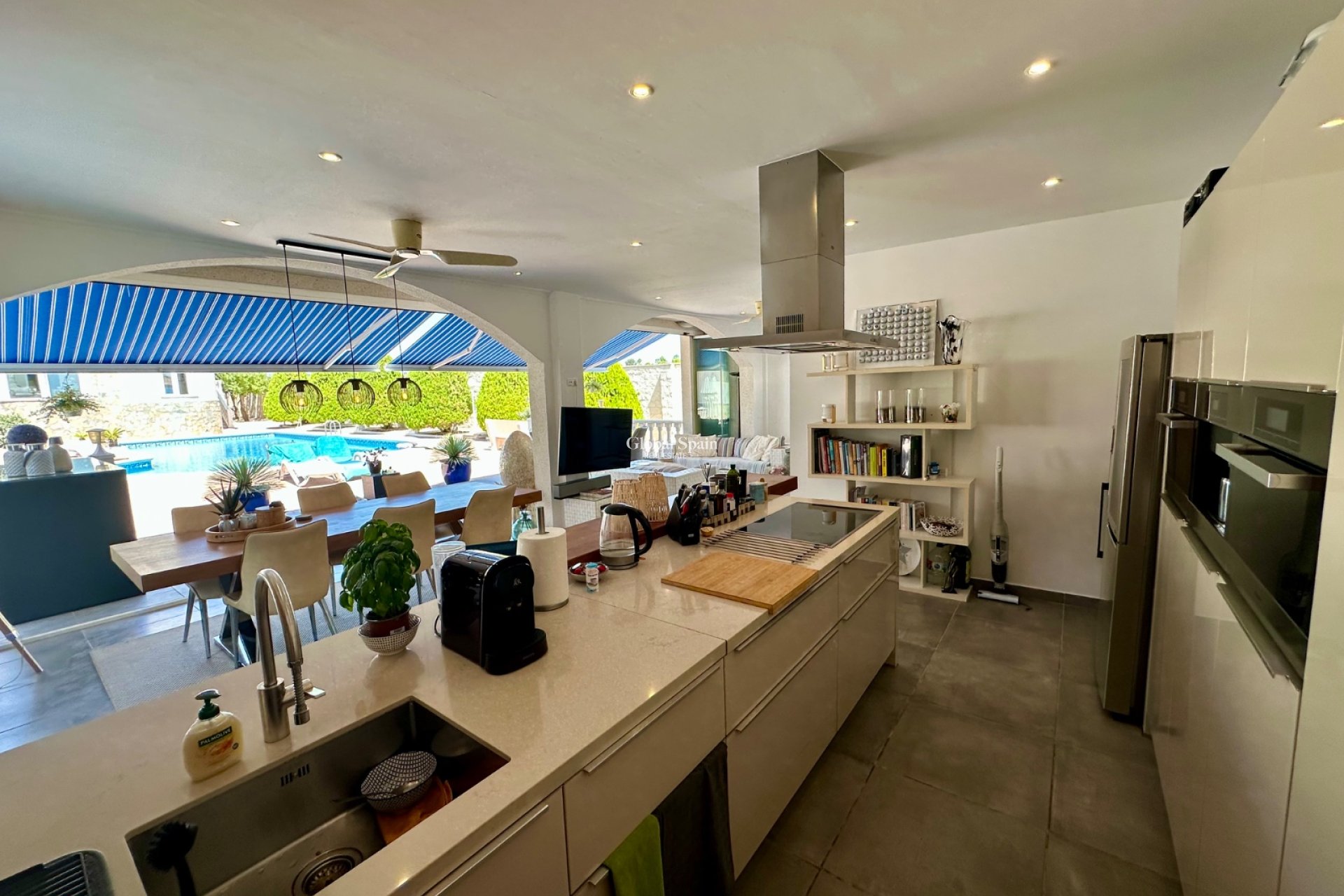 Resale - VILLA -
CIUDAD QUESADA