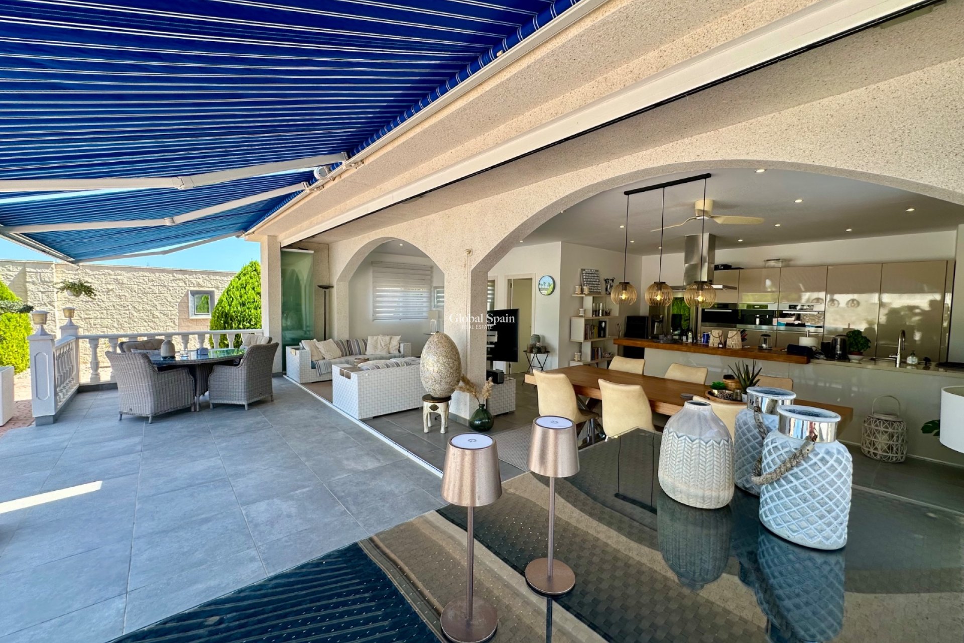 Resale - VILLA -
CIUDAD QUESADA