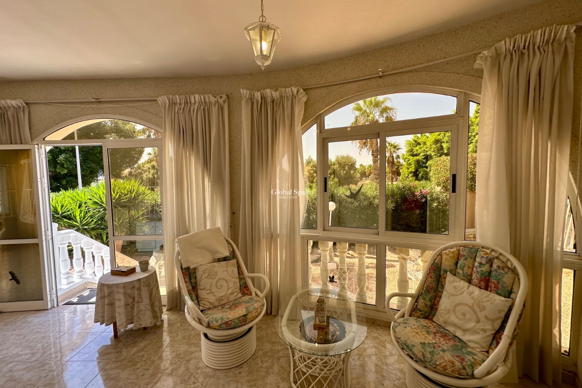 Resale - VILLA -
CIUDAD QUESADA