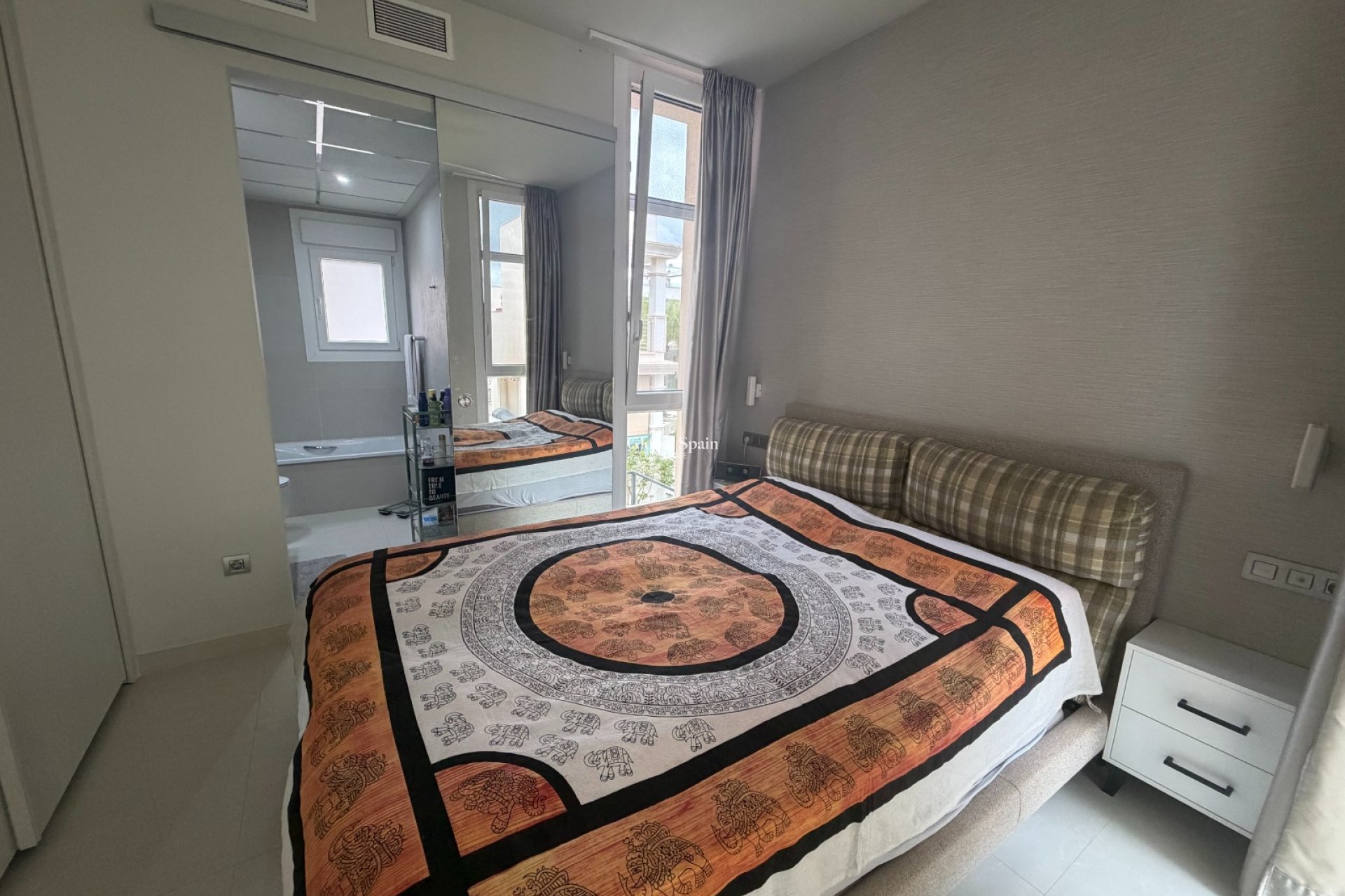 Resale - VILLA -
CIUDAD QUESADA