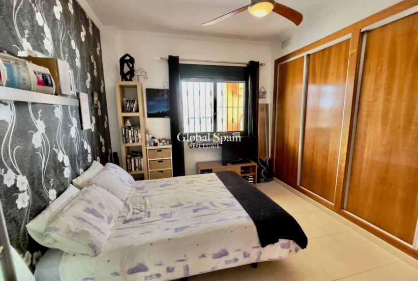 Resale - Villa -
CIUDAD QUESADA