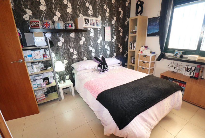 Resale - Villa -
CIUDAD QUESADA