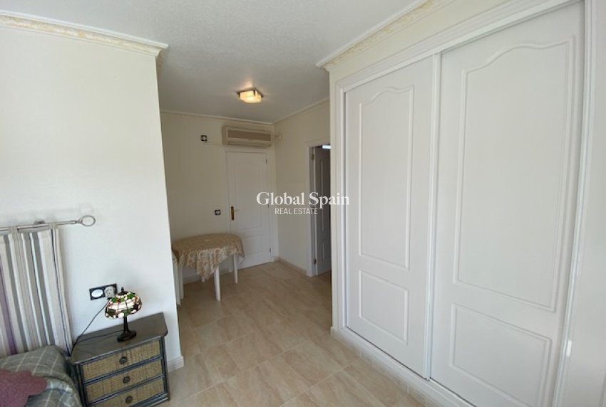 Resale - VILLA -
CIUDAD QUESADA