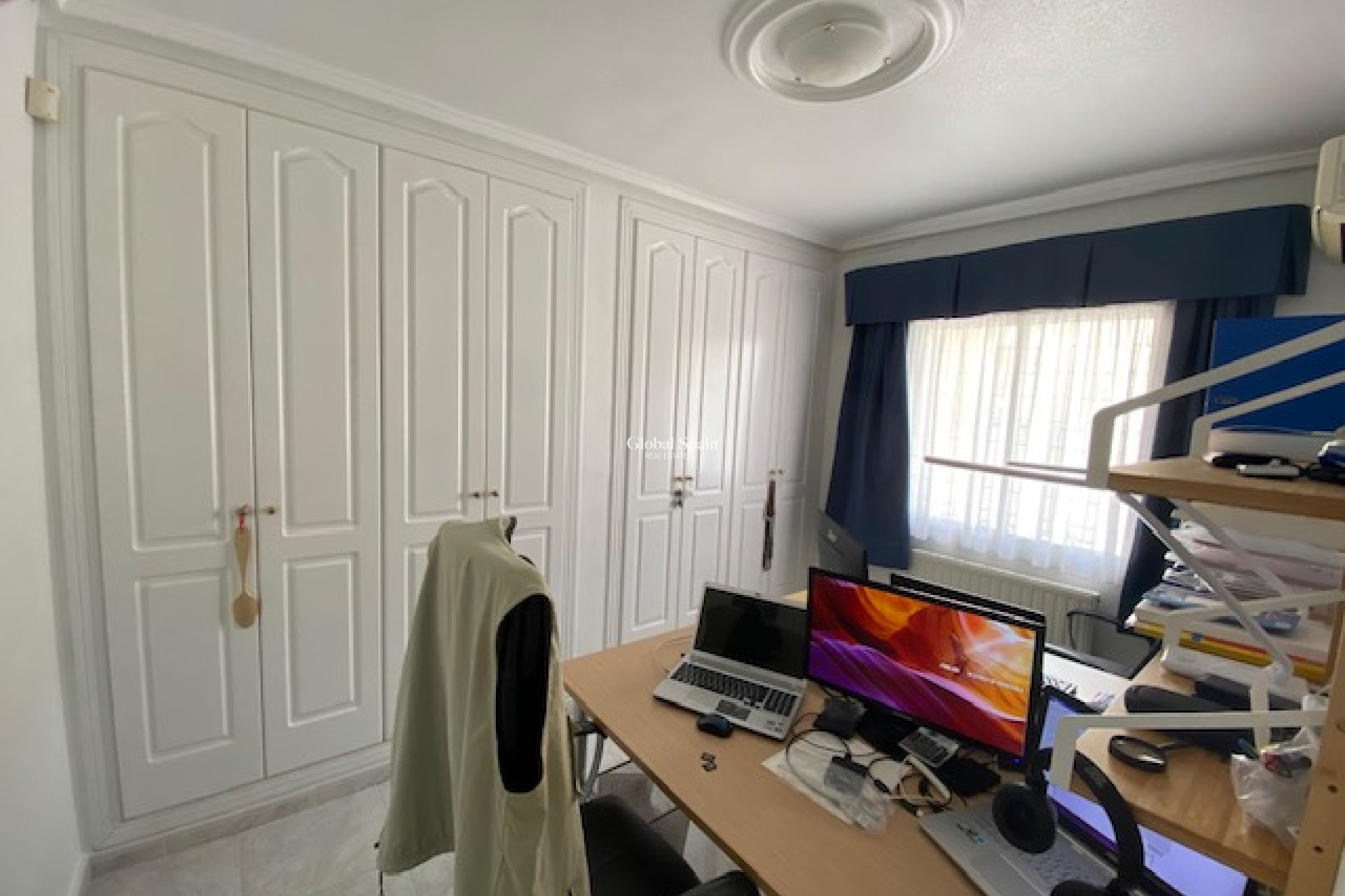 Resale - VILLA -
CIUDAD QUESADA