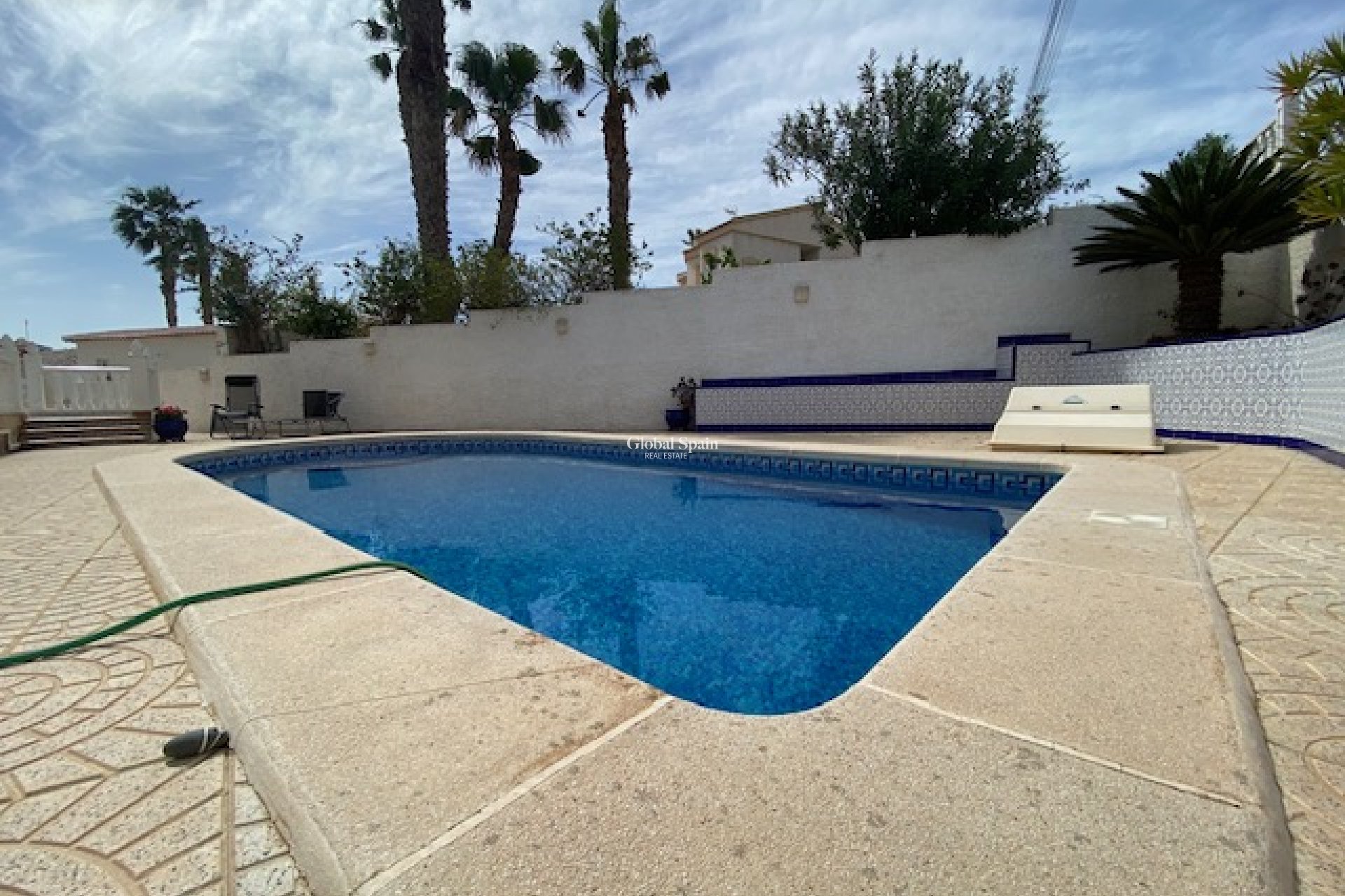 Resale - VILLA -
CIUDAD QUESADA