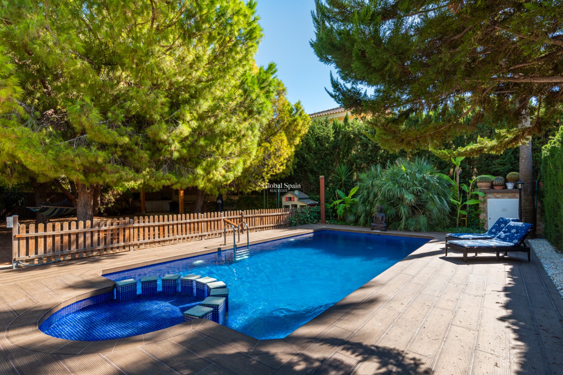 Resale - VILLA -
CIUDAD QUESADA