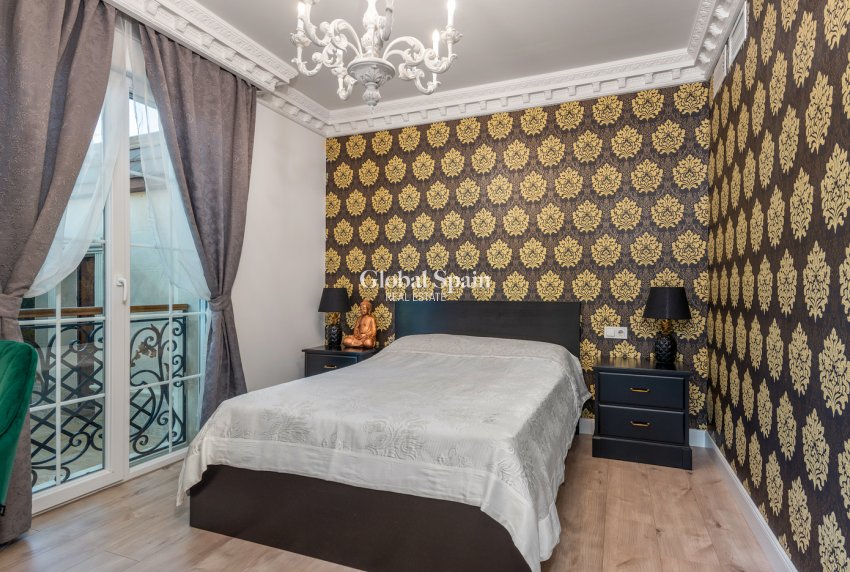 Resale - VILLA -
CIUDAD QUESADA