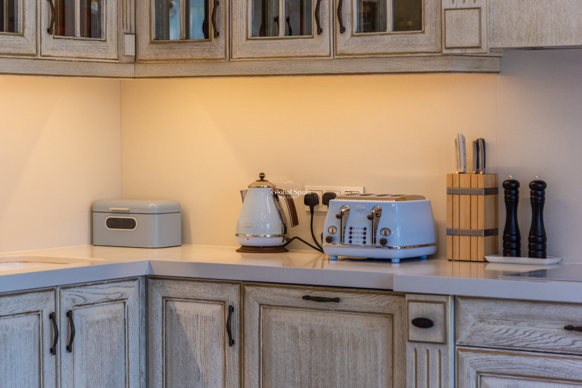 Resale - VILLA -
CIUDAD QUESADA