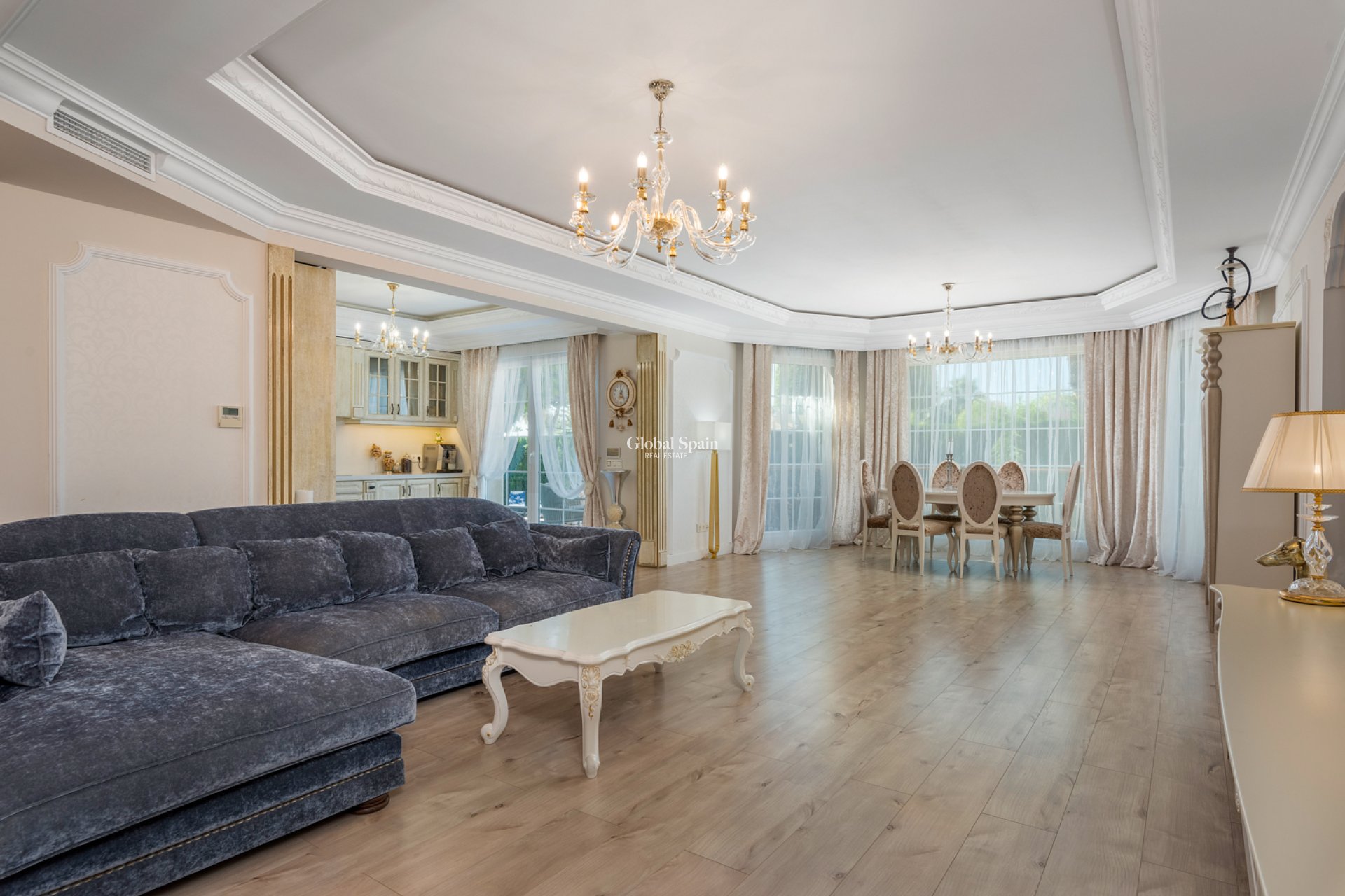 Resale - VILLA -
CIUDAD QUESADA