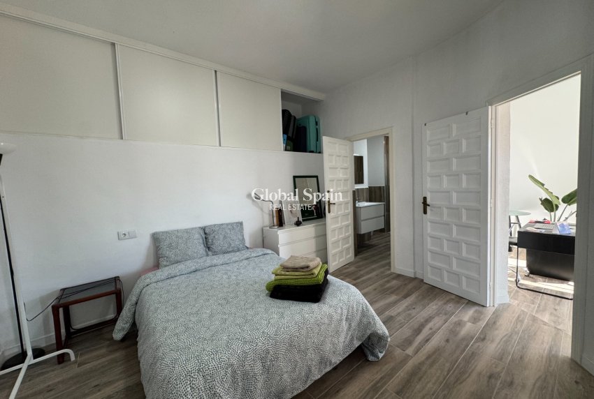 Resale - Villa -
CIUDAD QUESADA