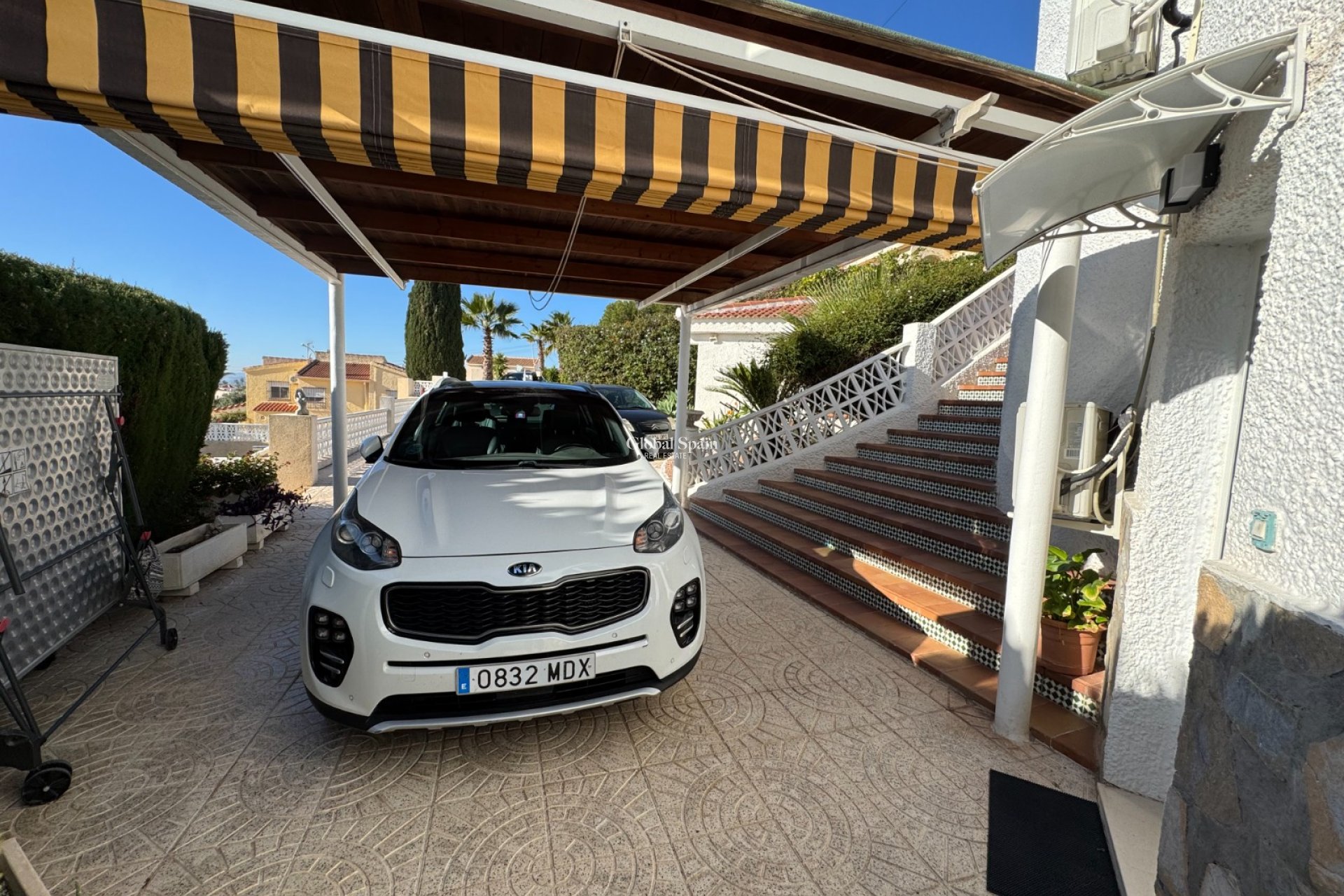 Resale - Villa -
CIUDAD QUESADA