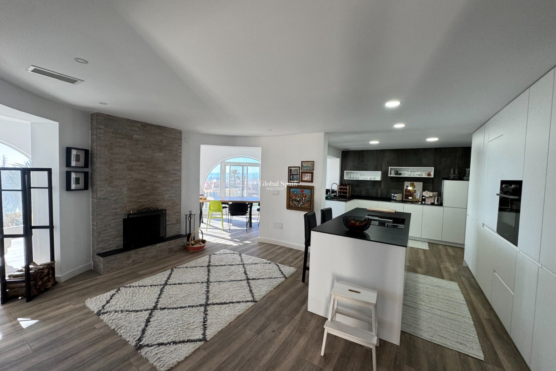 Resale - Villa -
CIUDAD QUESADA