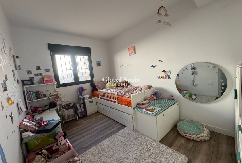 Resale - Villa -
CIUDAD QUESADA