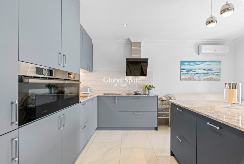 Resale - Villa -
CIUDAD QUESADA