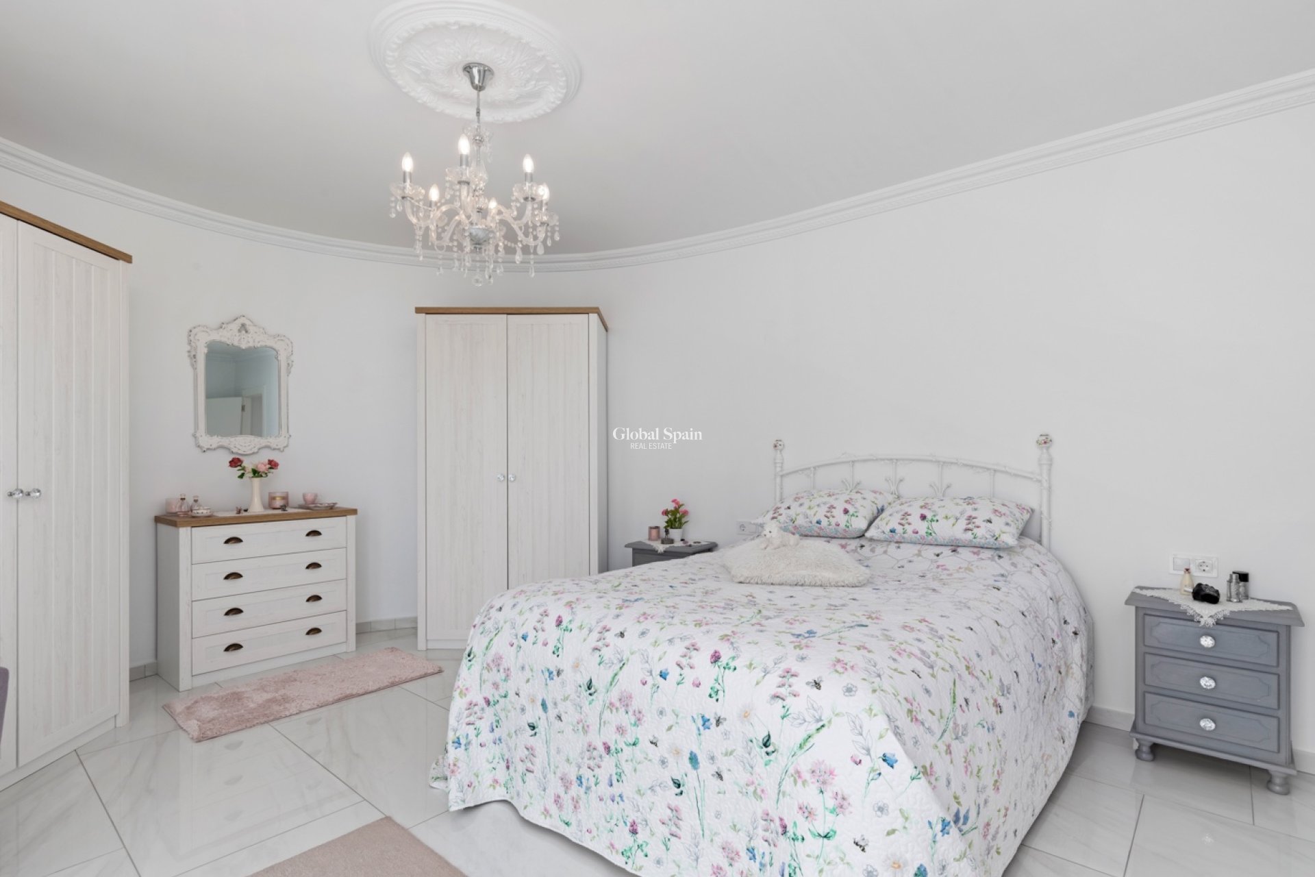 Resale - Villa -
CIUDAD QUESADA