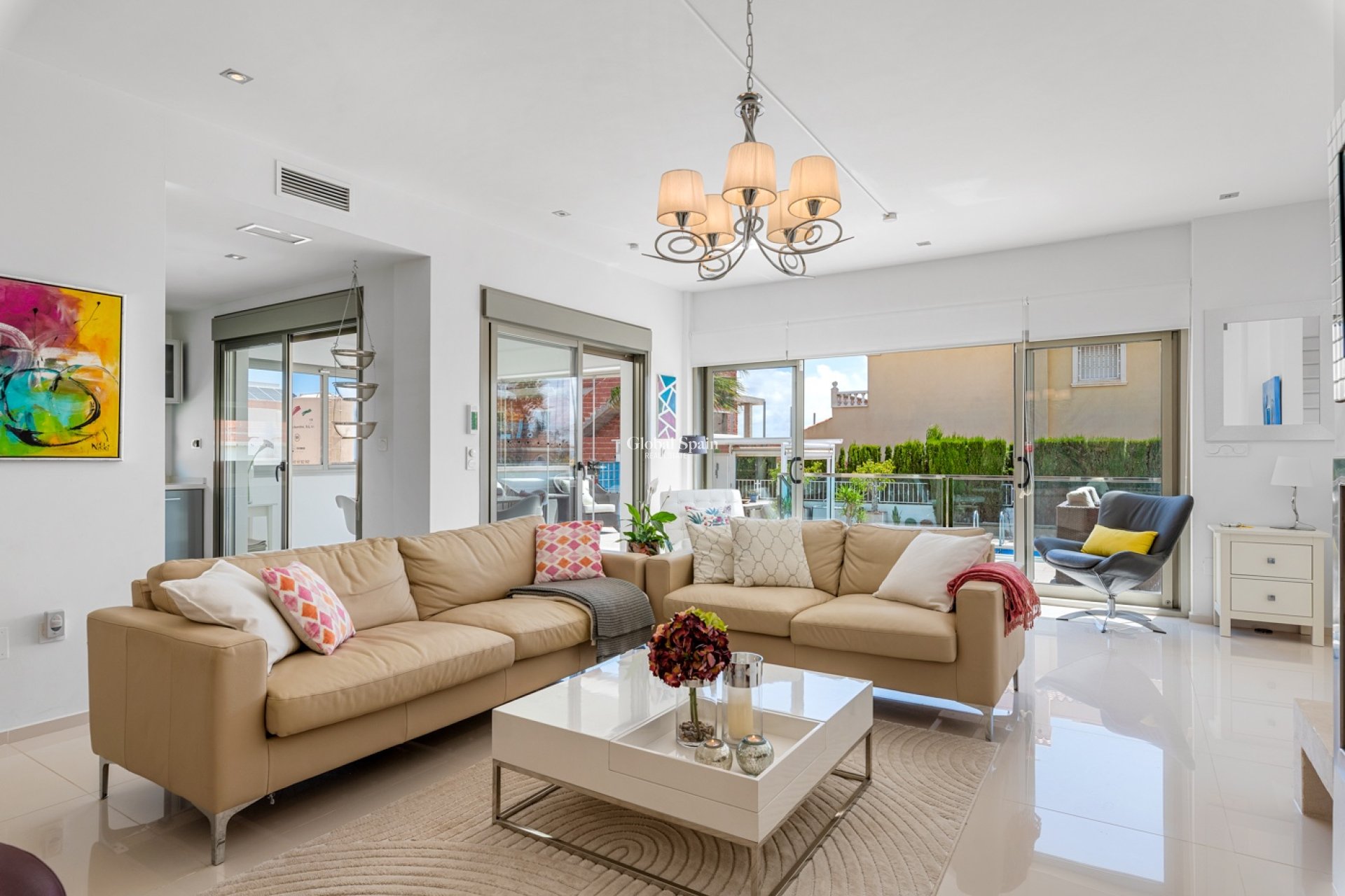 Resale - Villa -
CIUDAD QUESADA