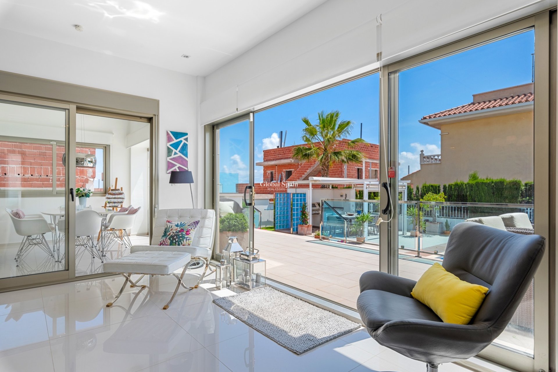 Resale - Villa -
CIUDAD QUESADA