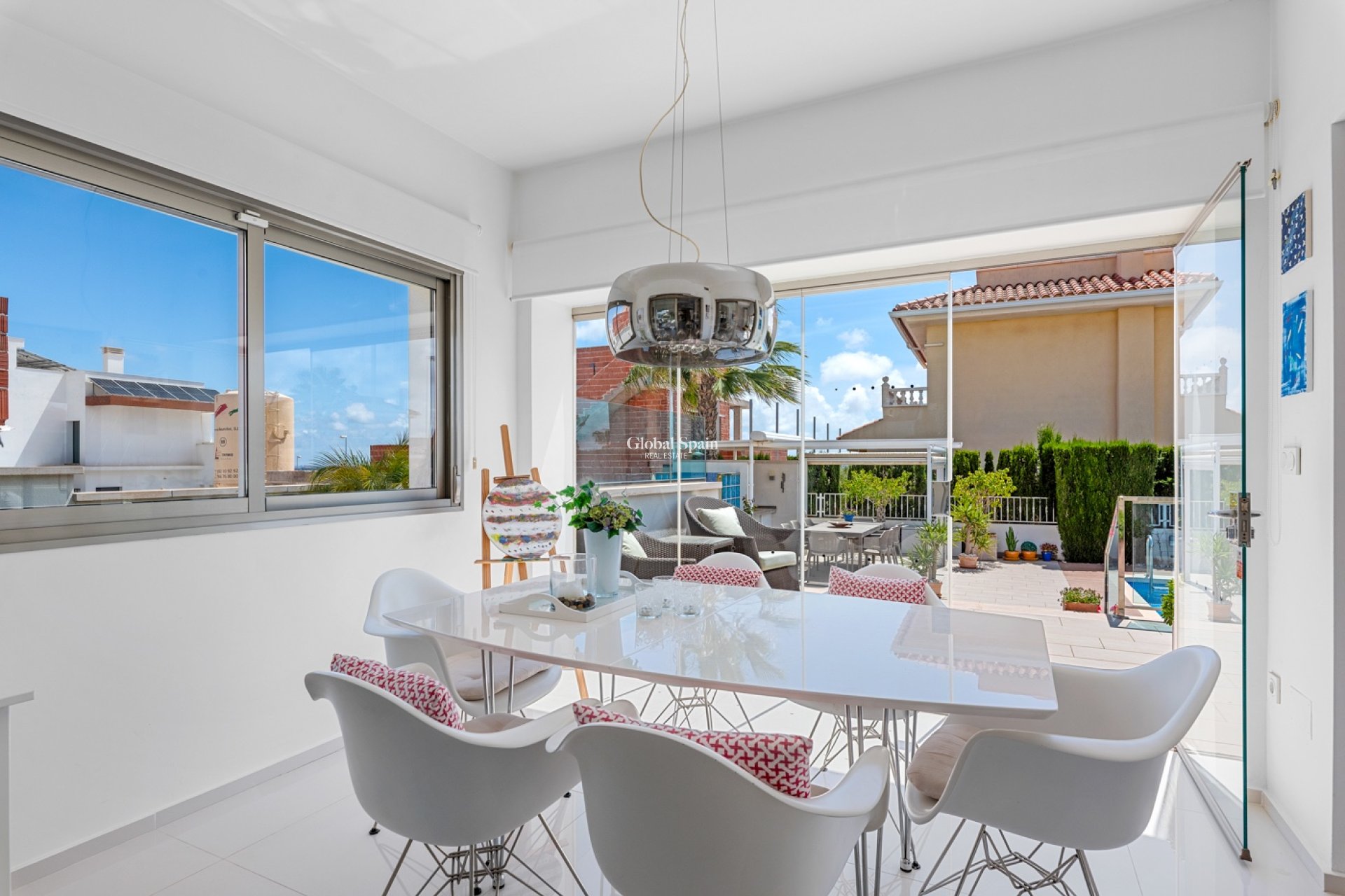 Resale - Villa -
CIUDAD QUESADA