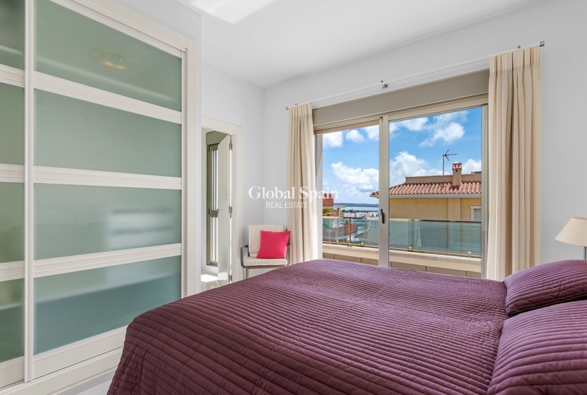 Resale - Villa -
CIUDAD QUESADA