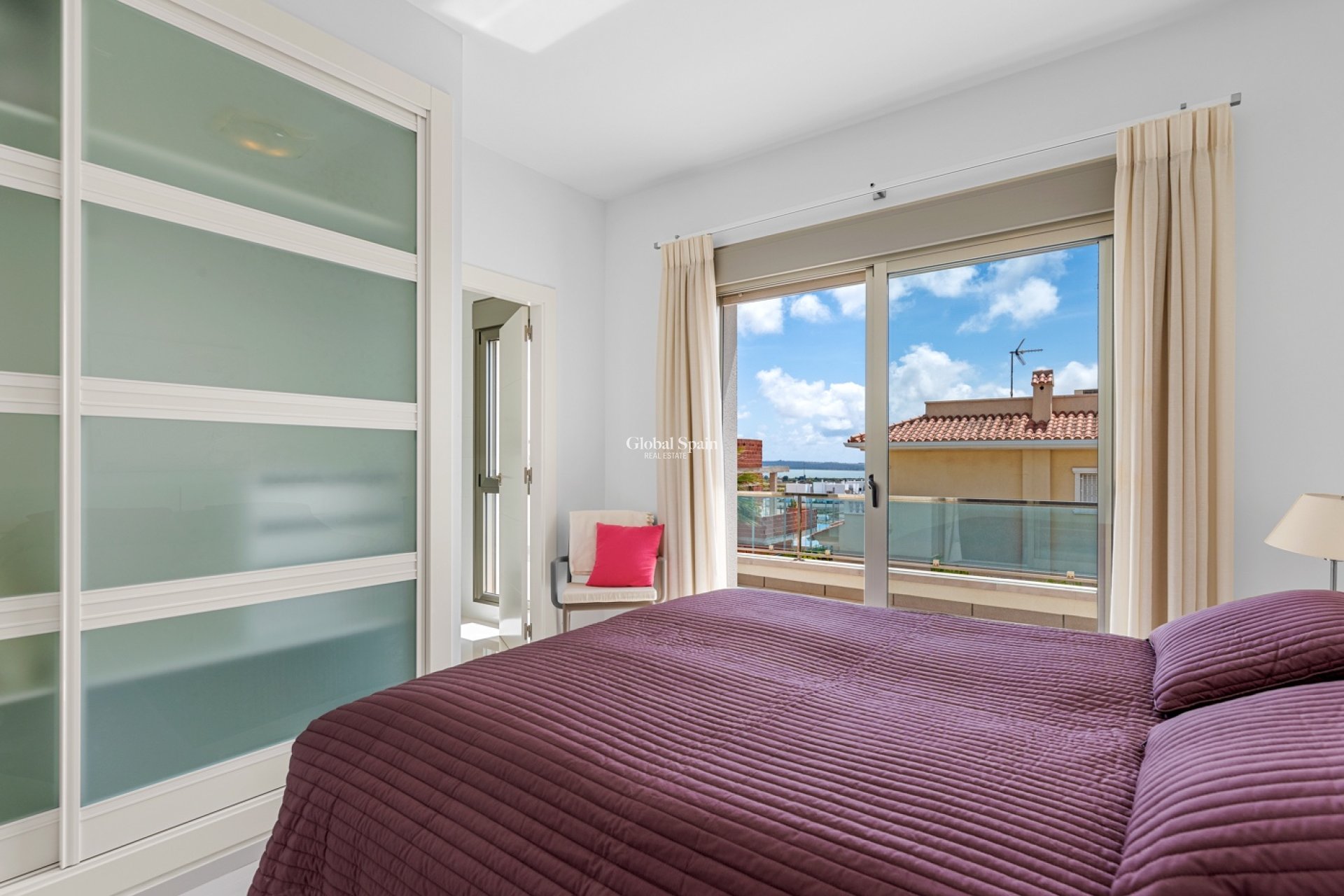 Resale - Villa -
CIUDAD QUESADA