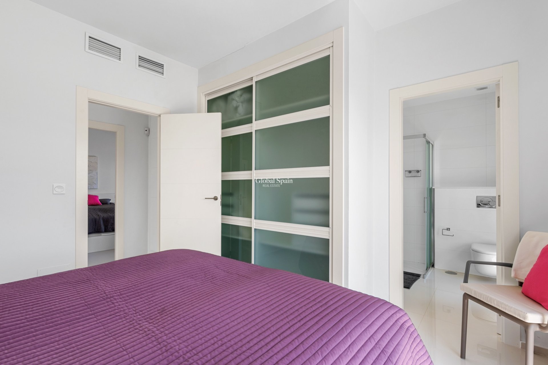 Resale - Villa -
CIUDAD QUESADA